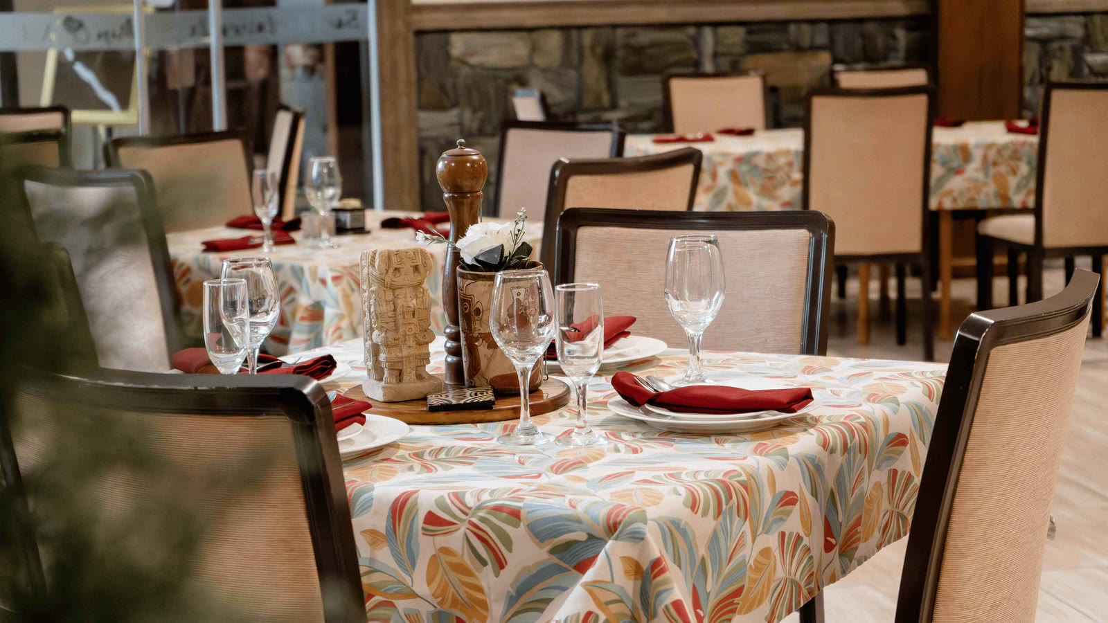 Restaurante Hotel Maya Colonial